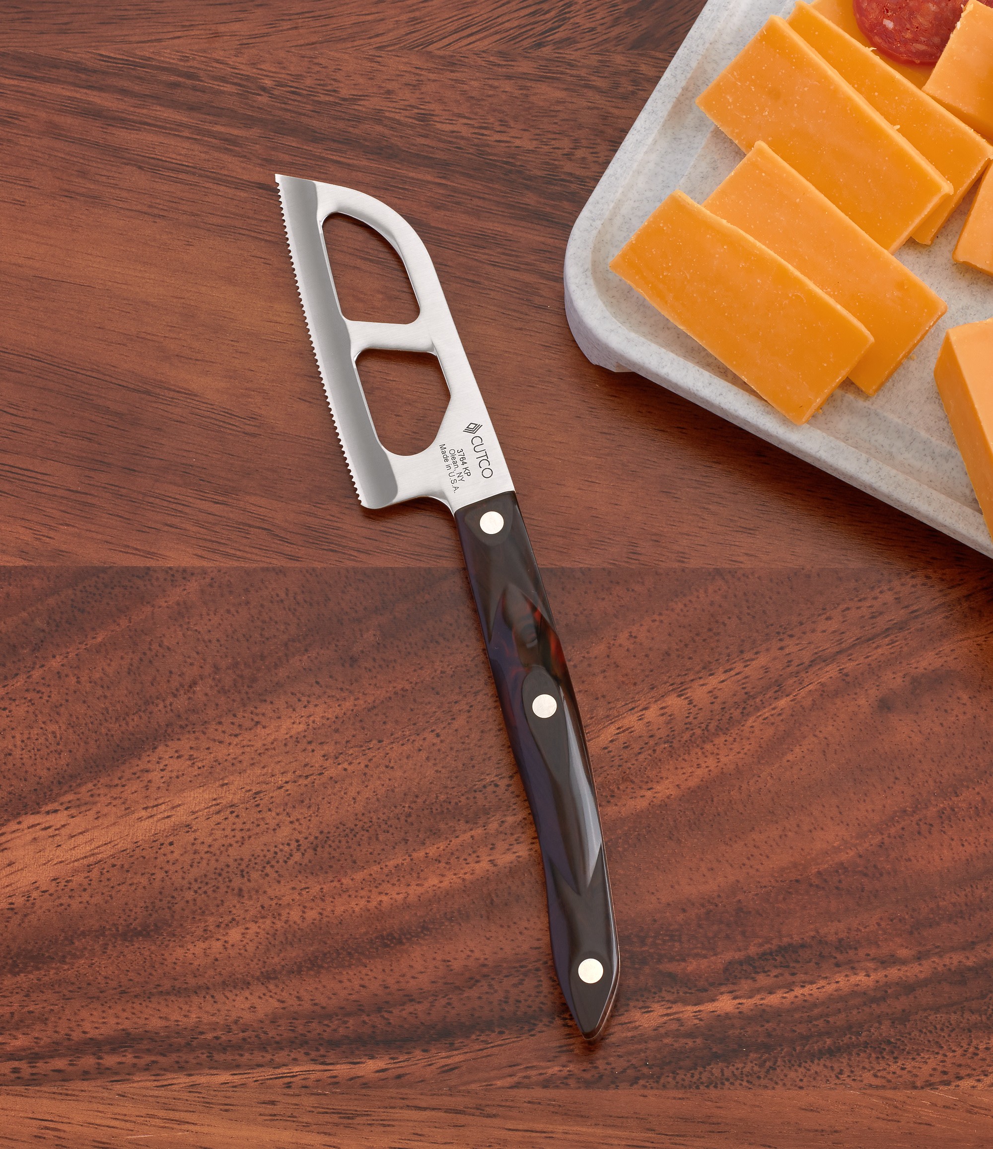 Santoku Classics | 3 Pieces | Gift-Boxed Knife Sets by Cutco Santoku Classics | 3 Pieces | Gift-Boxed Knife Sets by Cutco