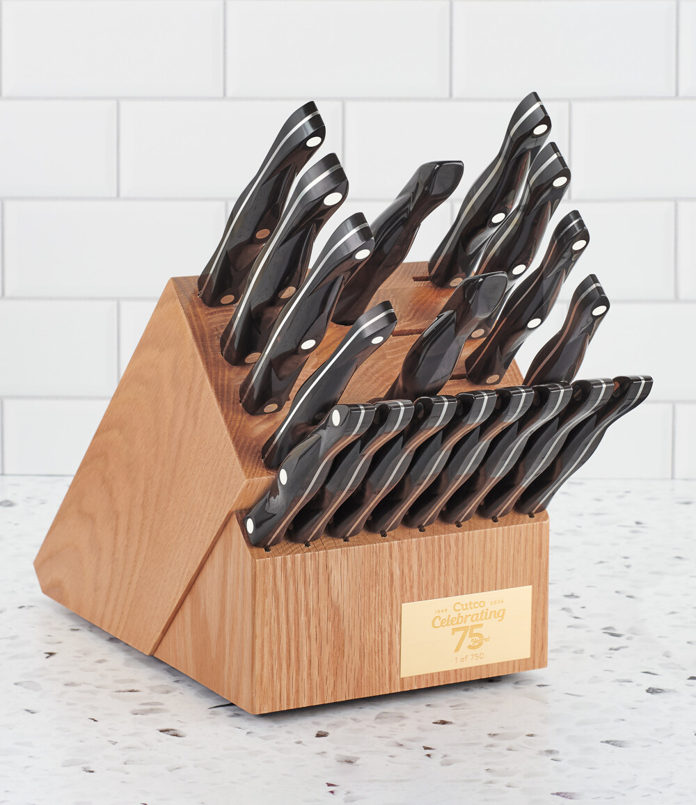 Laura Huemann and Ricky Retzinger's Wedding Registry on Zola