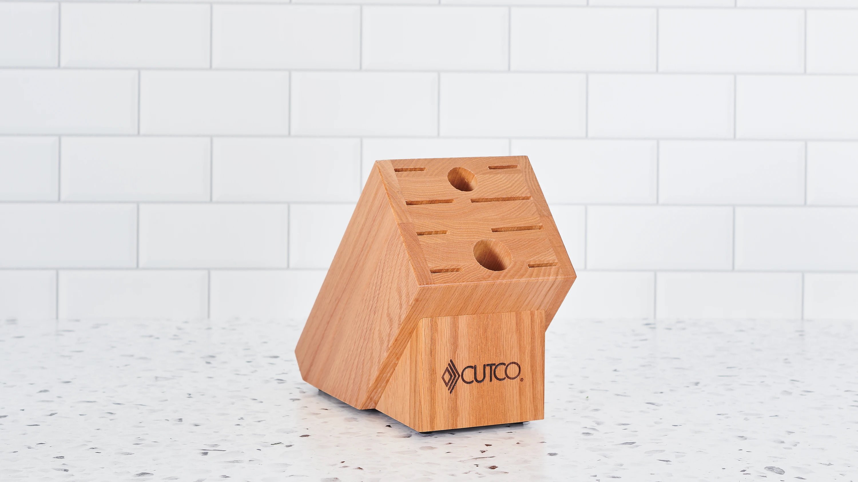 Cutco 2018C 18 Piece Homemaker Set with Honey Oak Block + Cutting Board and  Sharpener Reviews 2024
