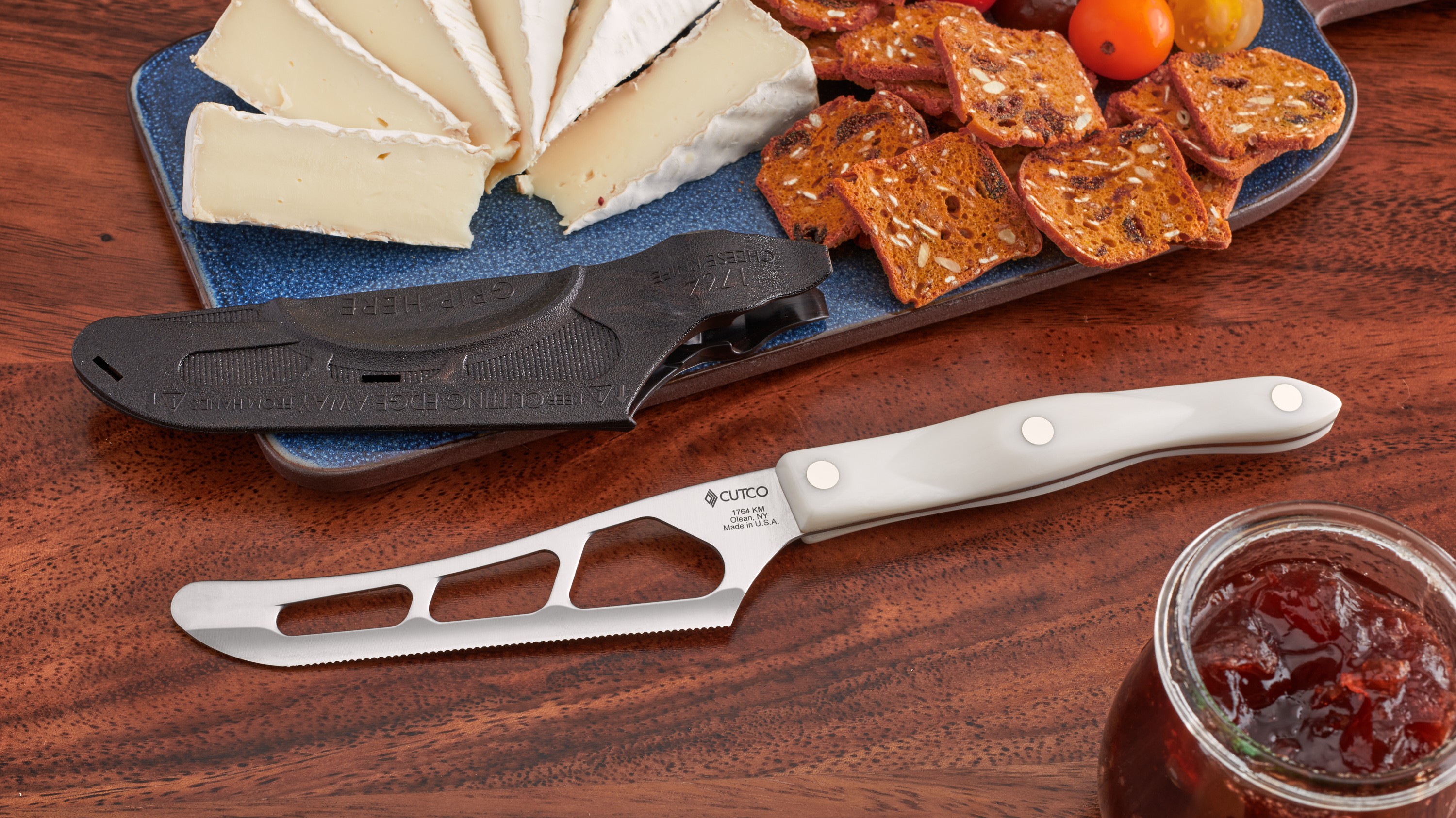 Cutco Traditional Cheese Knife - Thumbnail 2