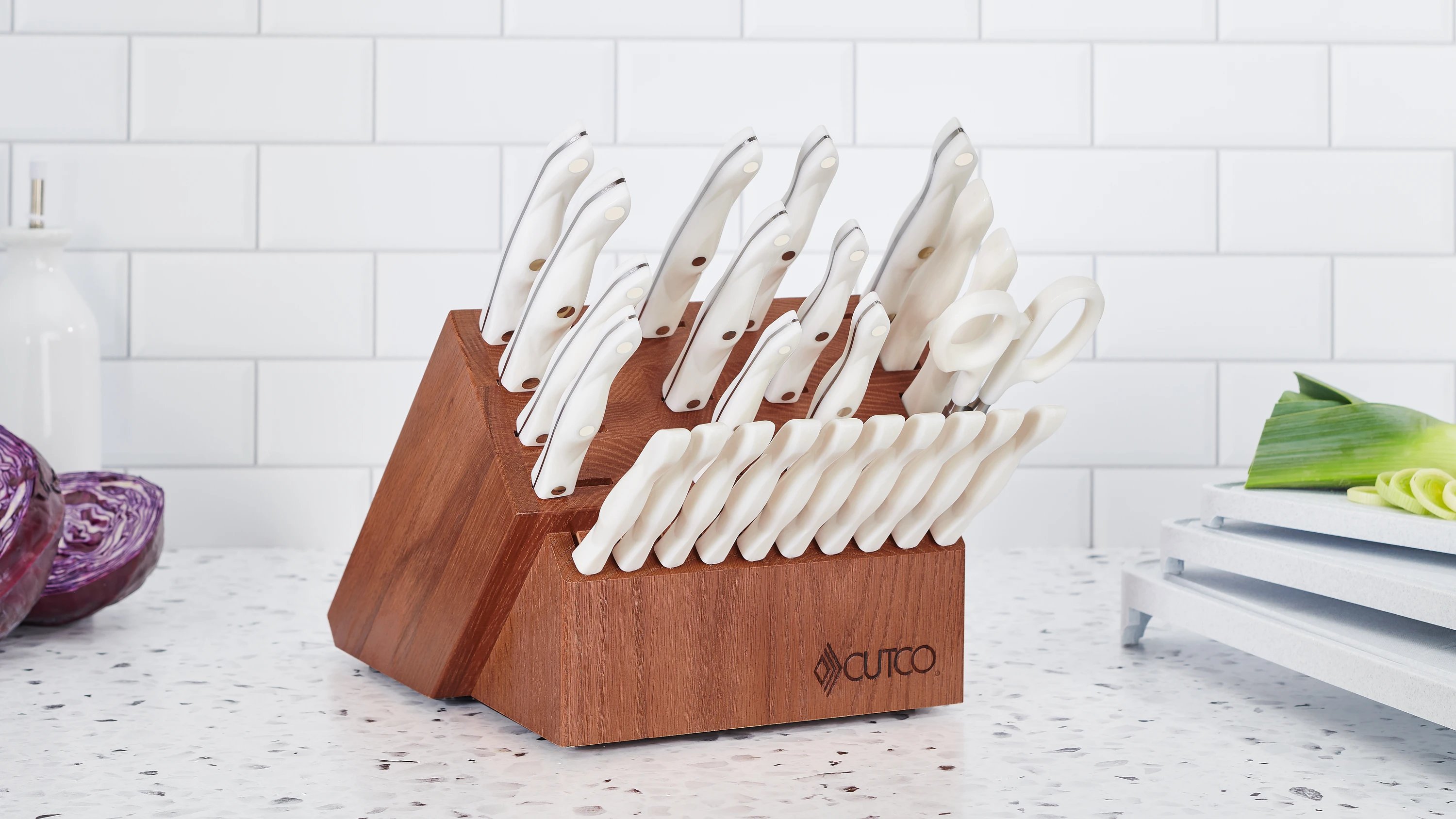 Anarcho Cup&Plate 9点セット Signature Set with Block | 29 Pieces | Knife Block Sets by Cutco