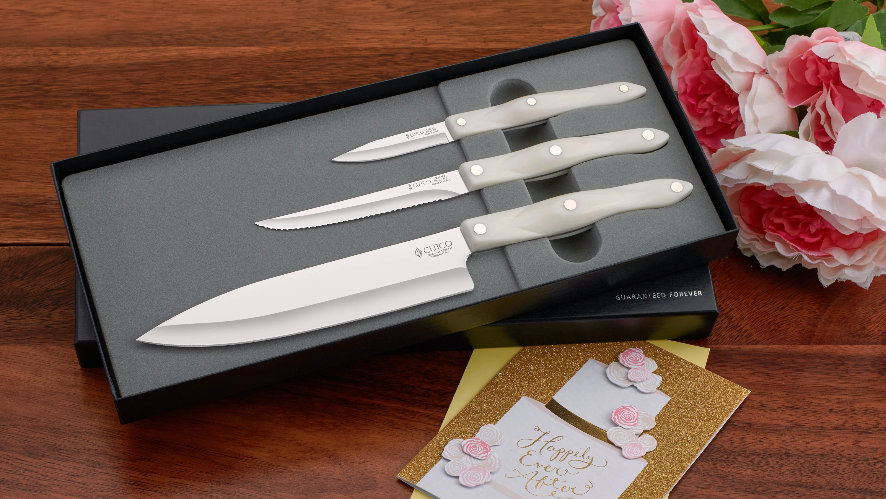 Cutco #1827 Kitchen Classics Boxed Knife Gift Set - Includes #1728 Petite Chef, #1721 Trimmer, and #1720 Paring Knife - Pearl White