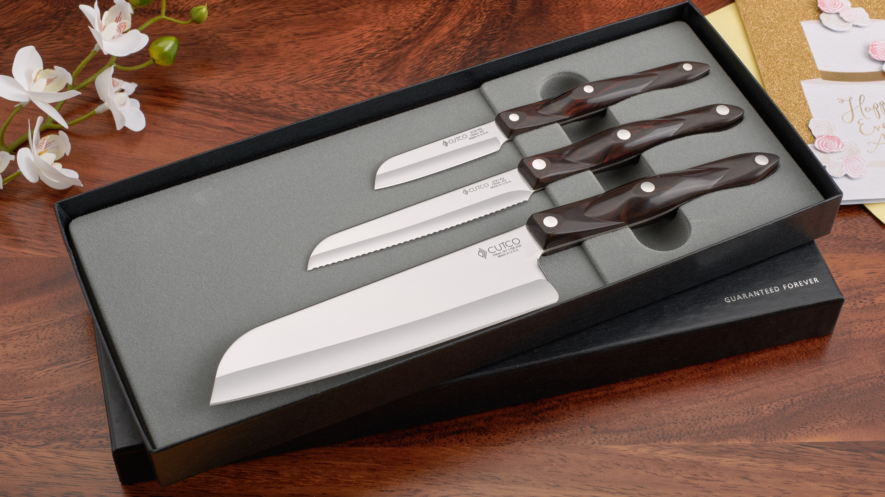 Cutco 1200816-Costco, Cutco 7 Santoku Chef Knife With Sheath Classic