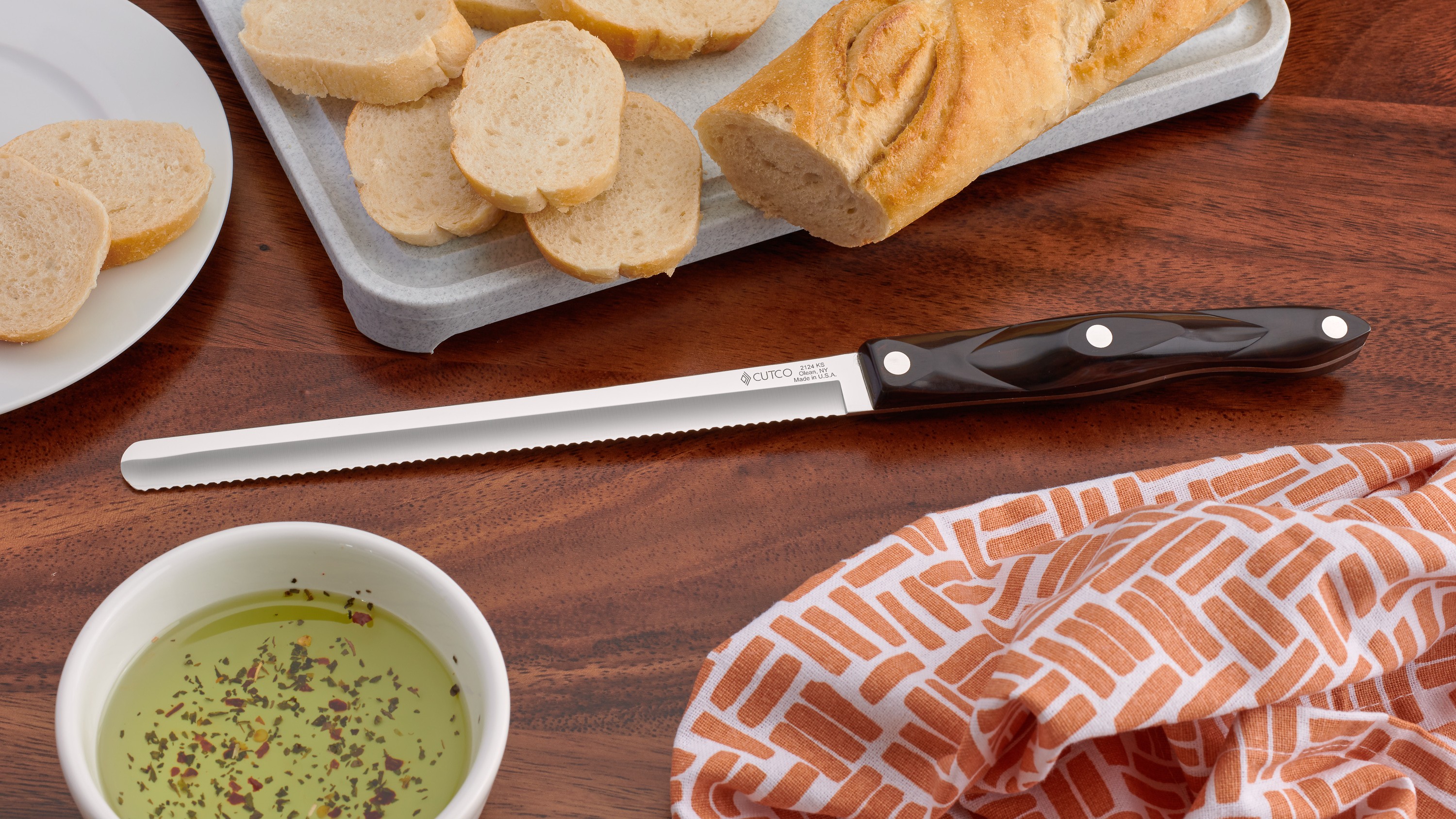 7-3/4 Petite Slicer | Bread Knives by Cutco