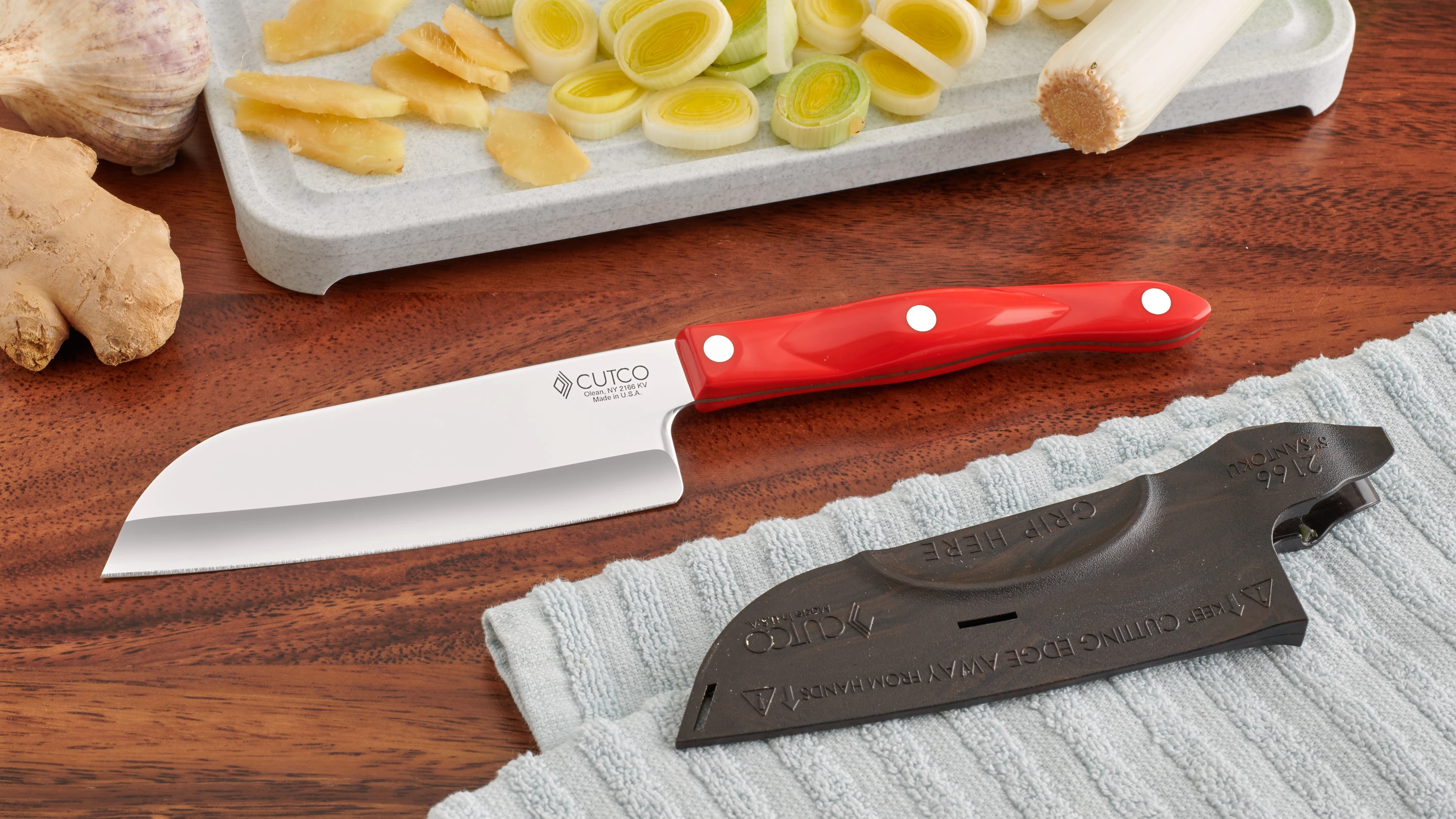 5″ Petite Santoku  Kitchen Knives by Cutco