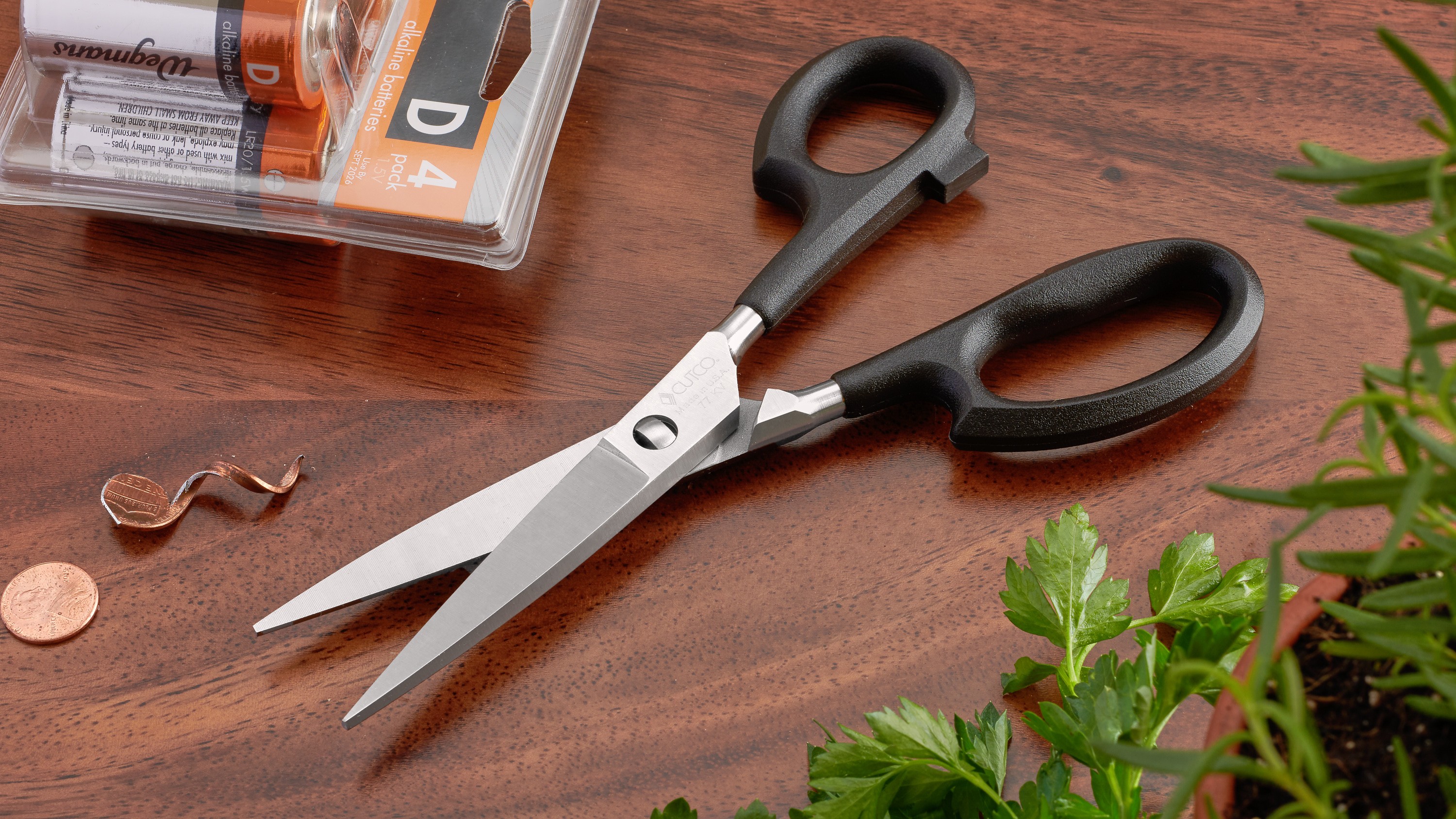 The Best Multipurpose Kitchen Scissors - The Check Stand