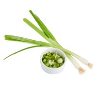 Slice scallions