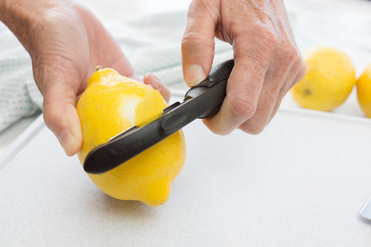 Make Lemon Zest Without A Zester