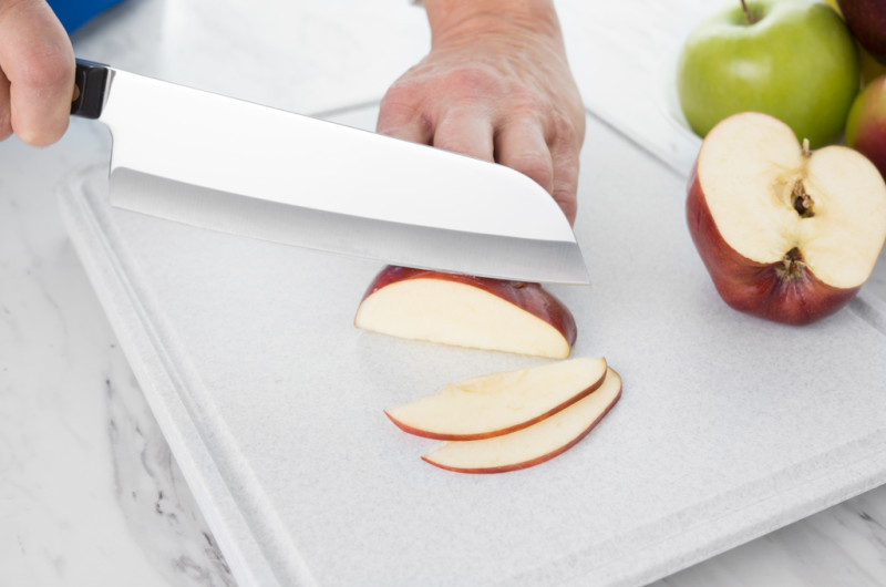 how to cut bread without serrated knife