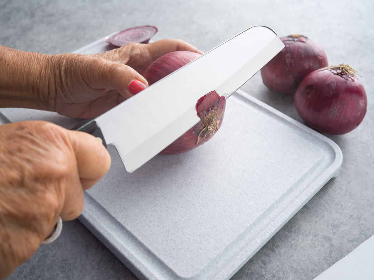 How to Thinly Slice Onions With a Vegetable Peeler